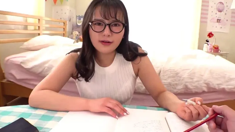 Xxx bạn thân của eny có cặp vú đẹp dâm đãng