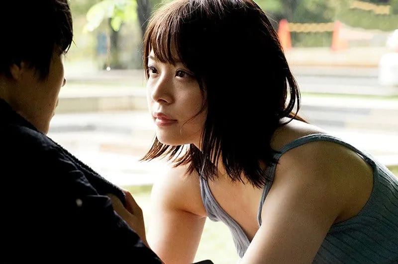 Cặp đôi 3 ngày trốn nhân tình đi lén lút nơi xa